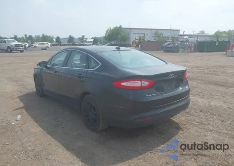 2016 Ford Fusion Se z USA, uszkodzony, nr VIN 3FA6P0HD8GR155991